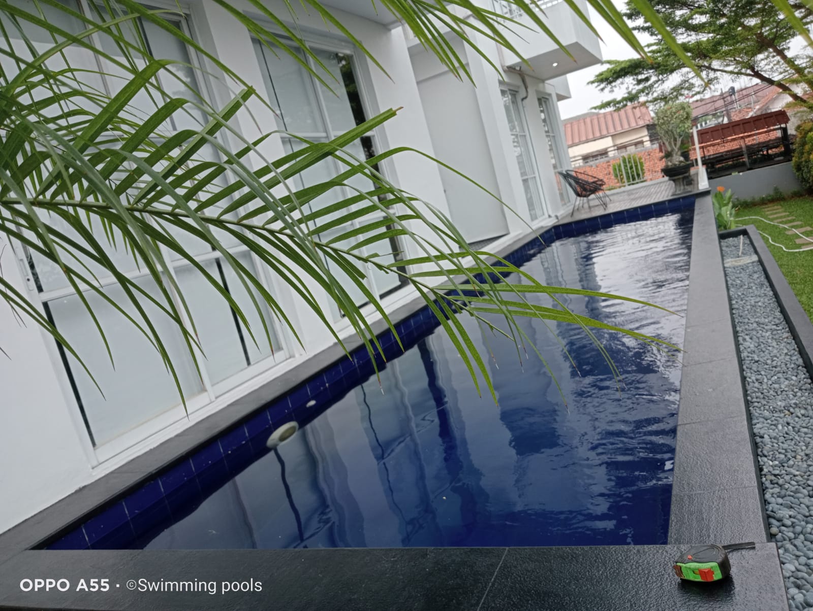 jasa-perbaikan-kolam-renang-serpong